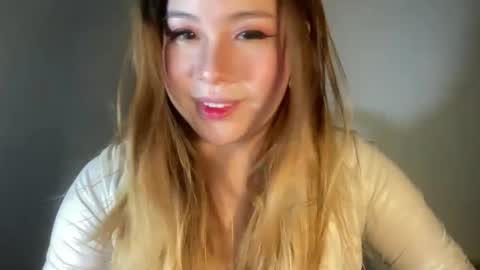 iyalicious online show from February 2025 08:03:01 PM