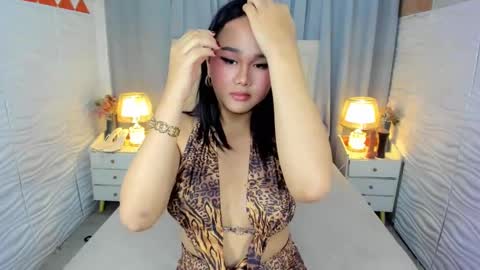 Tyra Colins online show from December 2024 09:16:01 PM