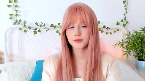 Delilah or Laila online show from September 2025 08:20:02 PM