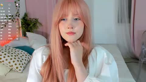 Delilah or Laila online show from September 2025 10:53:01 PM