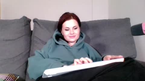 dellacrush_ online show from March 2025 06:23:01 PM