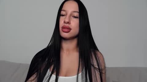 delly_love online show from September 2025 07:03:02 PM