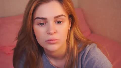 Emily online show from October 2025 08:16:02 AM