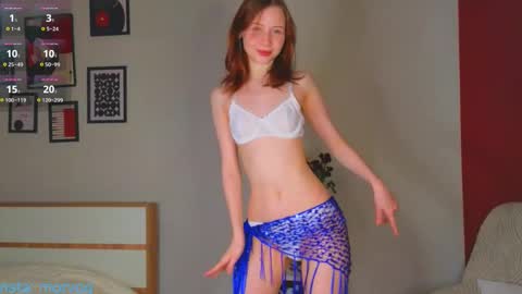 Snapshot of delorathecookie chatting on March 2025 10:39:02 PM Delora online show from March 2025 10:39:02 PM