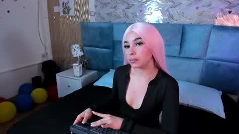 Snapshot of delphine_doll chatting on July 2026 10:21:01 AM Delia online show from July 2026 10:21:01 AM