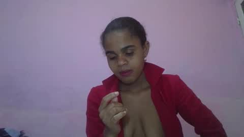 delphine online show from April 2026 04:37:01 AM