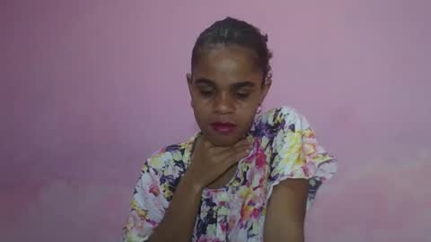 delphine online show from May 2026 06:04:01 PM