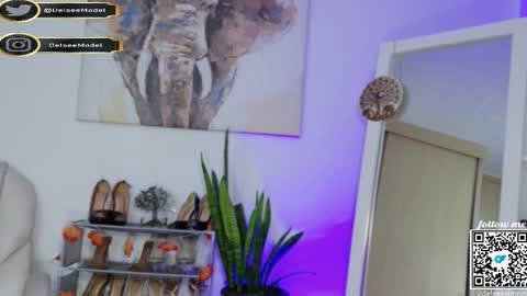 Snapshot of delsee_ chatting on February 2026 08:24:02 PM Delsee online show from February 2026 08:24:02 PM