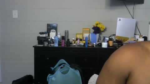 Snapshot of delta7012 chatting on January 2025 05:32:01 PM delta7012 online show from January 2025 05:32:01 PM