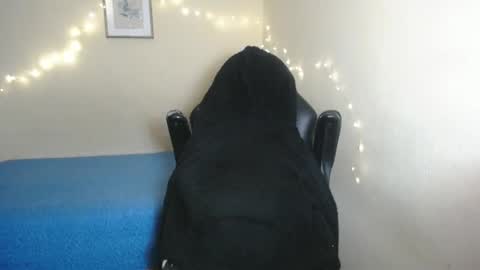 Snapshot of demeter_salviati chatting on February 2025 05:15:01 PM Demeter Salviati online show from February 2025 05:15:01 PM