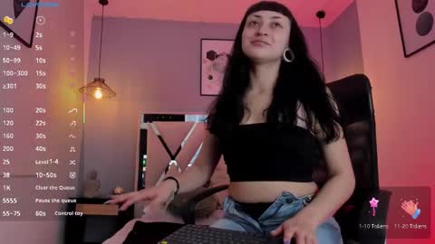 Snapshot of demetra_noxx chatting on February 2026 04:52:01 AM Demetra online show from February 2026 04:52:01 AM