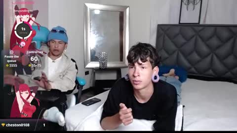 Demian  Salvatore online show from April 2026 04:33:02 PM