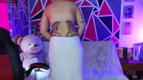 Snapshot of demimoore222 chatting on April 2026 05:58:01 PM DEMI online show from April 2026 05:58:01 PM