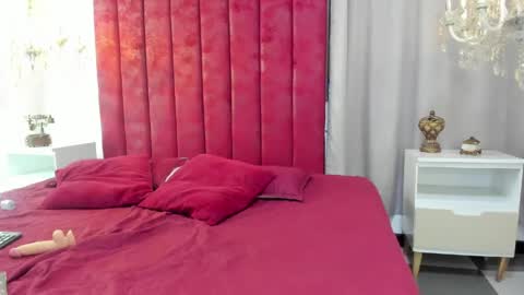 Snapshot of demon_foxx chatting on April 2026 03:56:01 AM online show from April 2026 03:56:01 AM