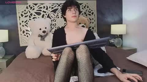   online show from May 2026 01:48:01 PM