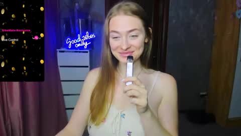 Sophie online show from September 2025 06:02:01 AM