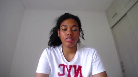 Snapshot of dena_k_ chatting on December 2024 02:59:02 PM Dena k s online show from December 2024 02:59:02 PM