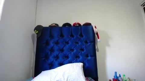 Snapshot of dena_k_ chatting on January 2025 09:40:01 PM Dena k s online show from January 2025 09:40:01 PM