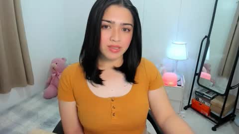 Snapshot of dencyleander chatting on November 2025 10:48:01 AM Demi online show from November 2025 10:48:01 AM