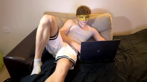 Deni online show from May 2026 09:02:02 PM