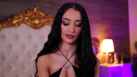 denisedevilles online show from January 2025 09:47:02 AM