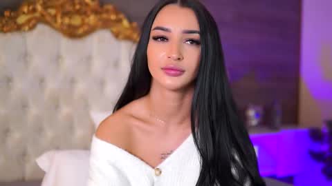 denisedevilles online show from February 2025 11:32:02 AM