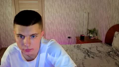 denissofia online show from October 2025 04:51:02 PM