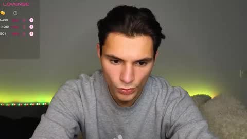 Den online show from October 2025 08:40:01 AM