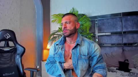 dennis_cox_ online show from February 2025 12:37:02 PM