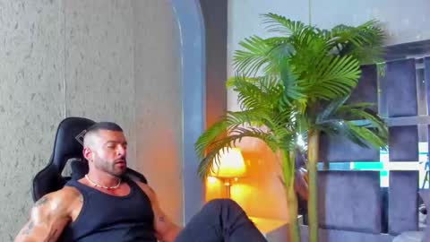 dennis_cox_ online show from March 2025 02:40:01 PM