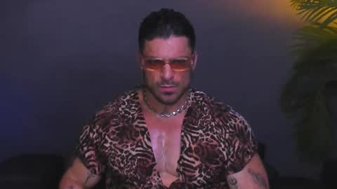 dennis_cox_ online show from November 2025 02:34:02 AM