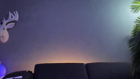 dennis_cox_ online show from December 2025 06:30:02 AM