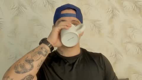 dennis munera online show from February 2025 12:42:01 PM