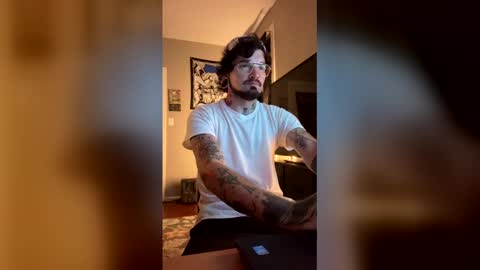 dennisman4151 online show from May 2026 05:35:01 AM