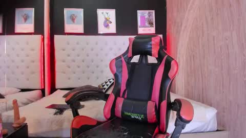 dennyzeans online show from February 2026 02:46:01 PM