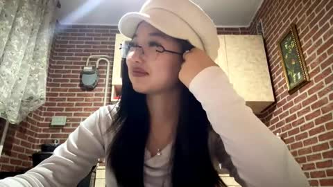 Emma online show from February 2026 03:40:01 PM