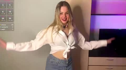 Snapshot of deonnahobb chatting on April 2026 04:34:02 PM Luna online show from April 2026 04:34:02 PM