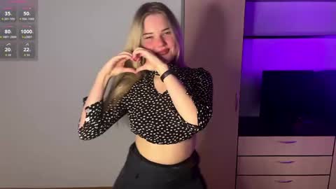 Snapshot of deonnahobb chatting on April 2026 04:47:02 PM Luna online show from April 2026 04:47:02 PM