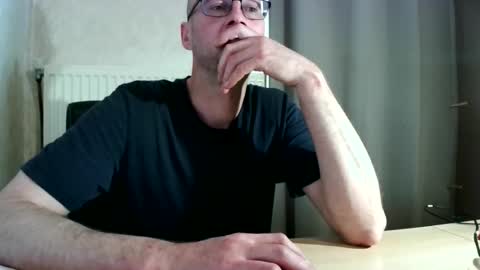 dereck59 online show from May 2026 06:20:01 AM