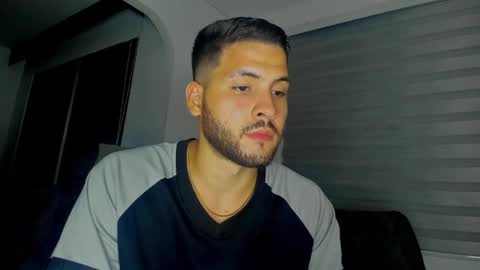 dereckhardd online show from May 2026 02:07:02 AM
