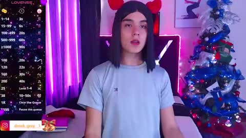 Derek independent online show from December 2024 08:15:01 PM