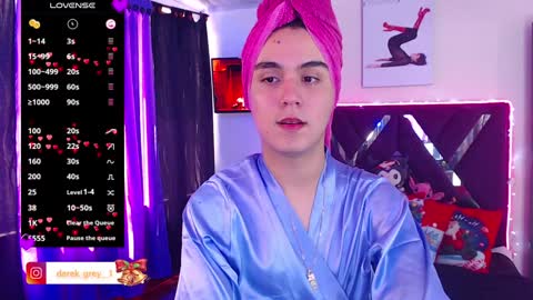 derek grey online show from December 2024 06:02:02 PM