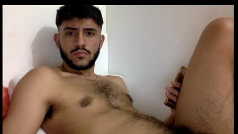 Snapshot of derek_smiith chatting on January 2025 08:02:02 AM Derek smiith online show from January 2025 08:02:02 AM