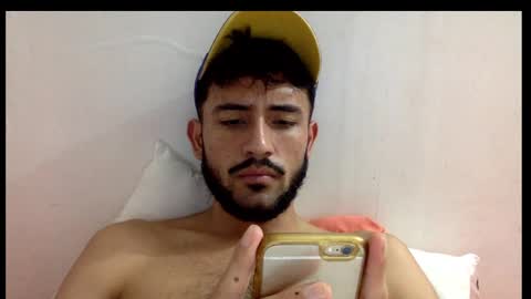 Snapshot of derek_smiith chatting on February 2025 11:32:02 AM Derek smiith online show from February 2025 11:32:02 AM