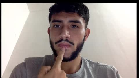 Snapshot of derek_smiith chatting on February 2025 06:16:01 PM Derek smiith online show from February 2025 06:16:01 PM