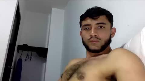 Snapshot of derek_smiith chatting on November 2025 03:40:01 PM Derek smiith online show from November 2025 03:40:01 PM