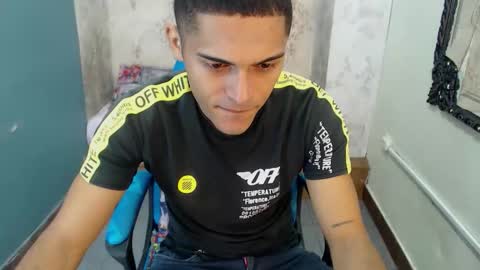 D E R E K online show from October 2025 11:00:01 AM