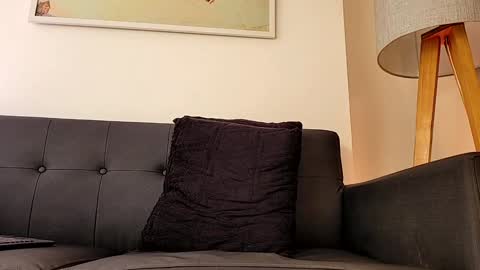 Derek independent model  online show from December 2024 04:05:01 PM