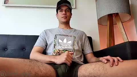 Derek independent model  online show from March 2025 04:24:02 PM