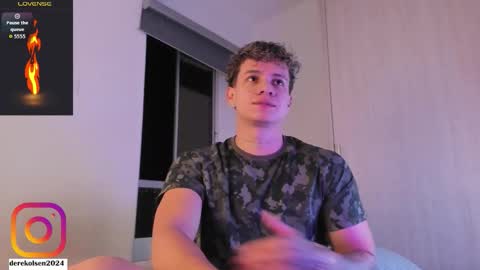 Snapshot of derekolsen_ chatting on September 2025 02:56:02 AM Derek IG Derekolsen2024 online show from September 2025 02:56:02 AM